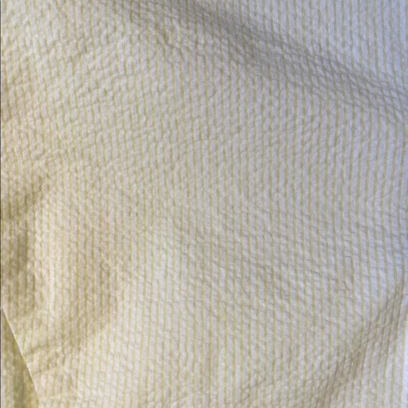 Club Monaco Yellow white textured striped flat front mid rise shorts size 2 - Picture 3 of 12